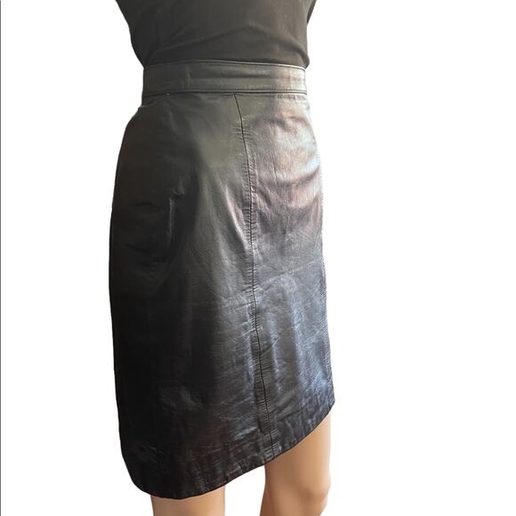Vintage Don’t Stop Genuine Black Leather Mini Skirt size small - Picture 3 of 12